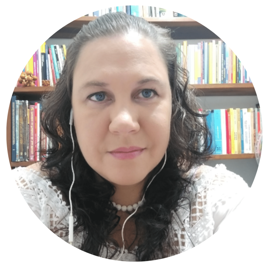 melissa holetz mestra em educação e especialista em psicopedagogia - mentora kanttum